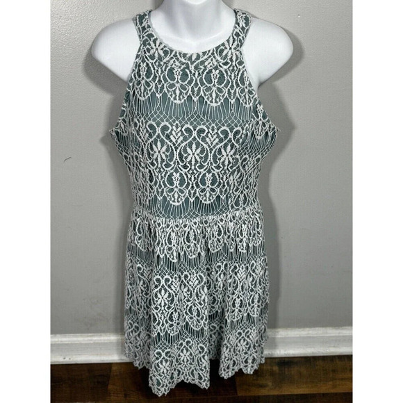 Womans Boho Halter Top Dress Size Medium Lace Mini Dress - Picture 1 of 8